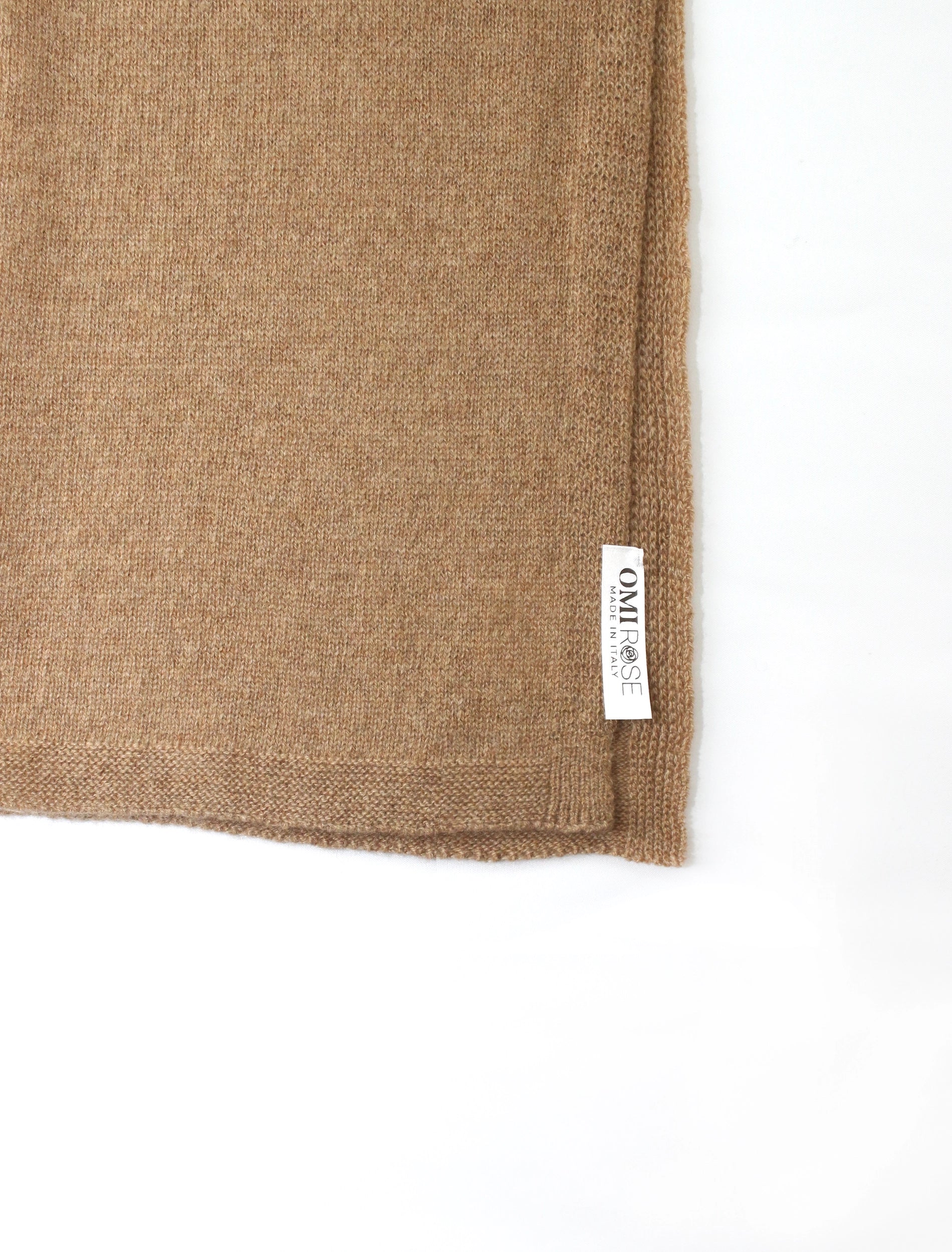 Cashmere scarf image 1