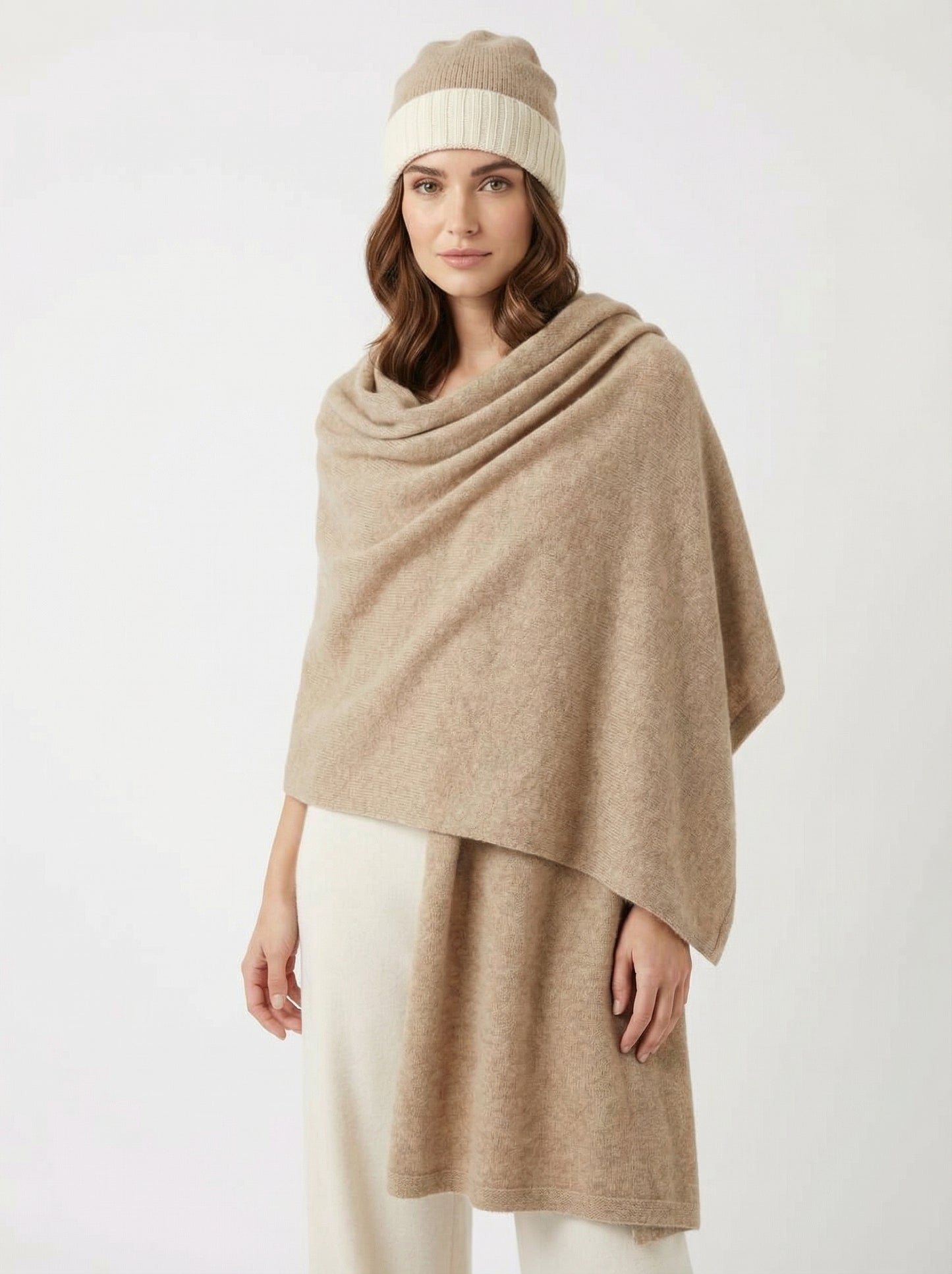 Stole & Bicolor Beanie